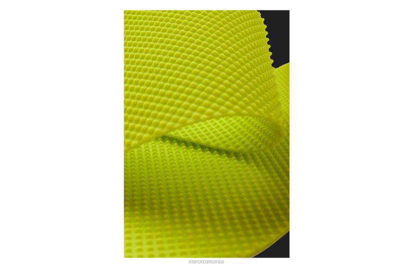 8284246Xero Shoes stimulează-ți picioarele cu tehnologia naboso