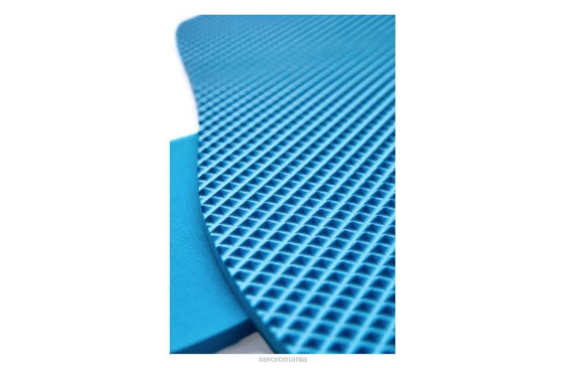 8284246Xero Shoes stimulează-ți picioarele cu tehnologia naboso