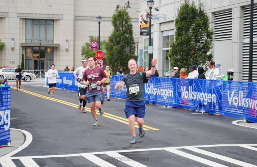 8284245Xero Shoes libertate desculț cu protecție